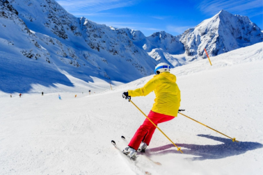 Auli & Chopta Tour Package by Car